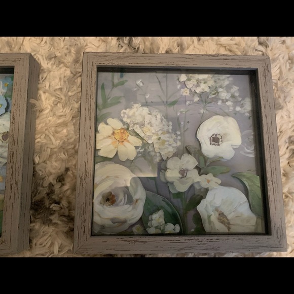 Flower picture- glass casing (set of 2) - Picture 2 of 4